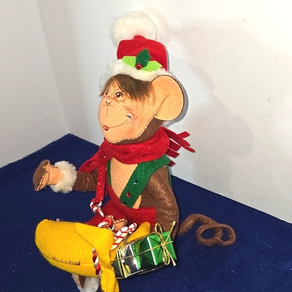 Annalee 2008' Monkey With Banana 14" Tall (Like New) - Picture 2 of 7